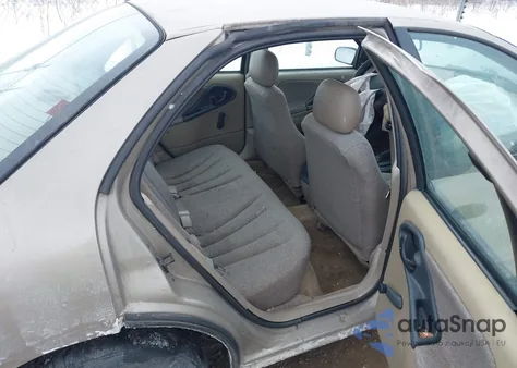 2002 Chevrolet Cavalier из США, поврежденный, VIN 1G1JC524X27435085